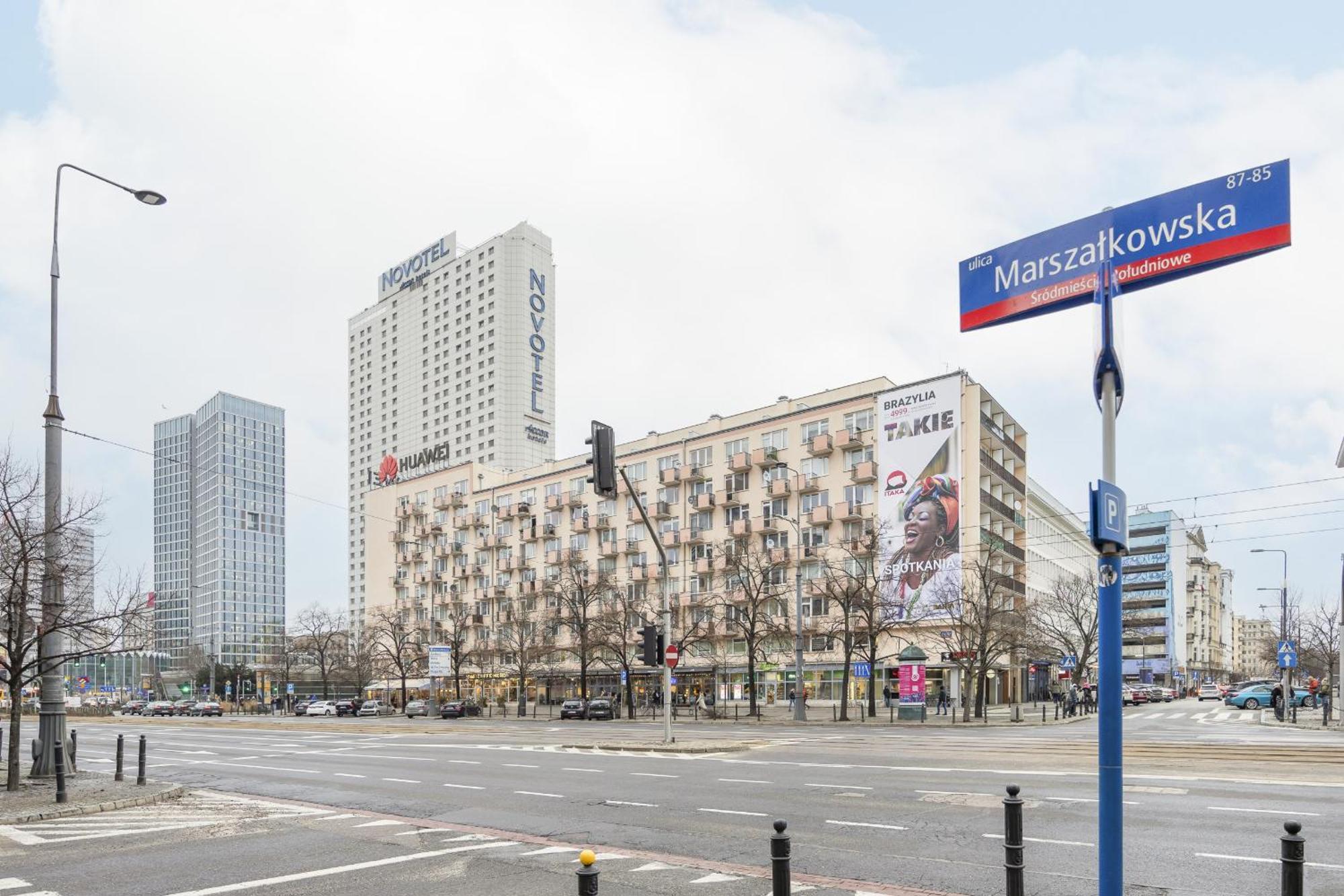 Marszalkowska Stylish Apartment With Balcony Warsaw Center By Noclegi Renters Exterior photo