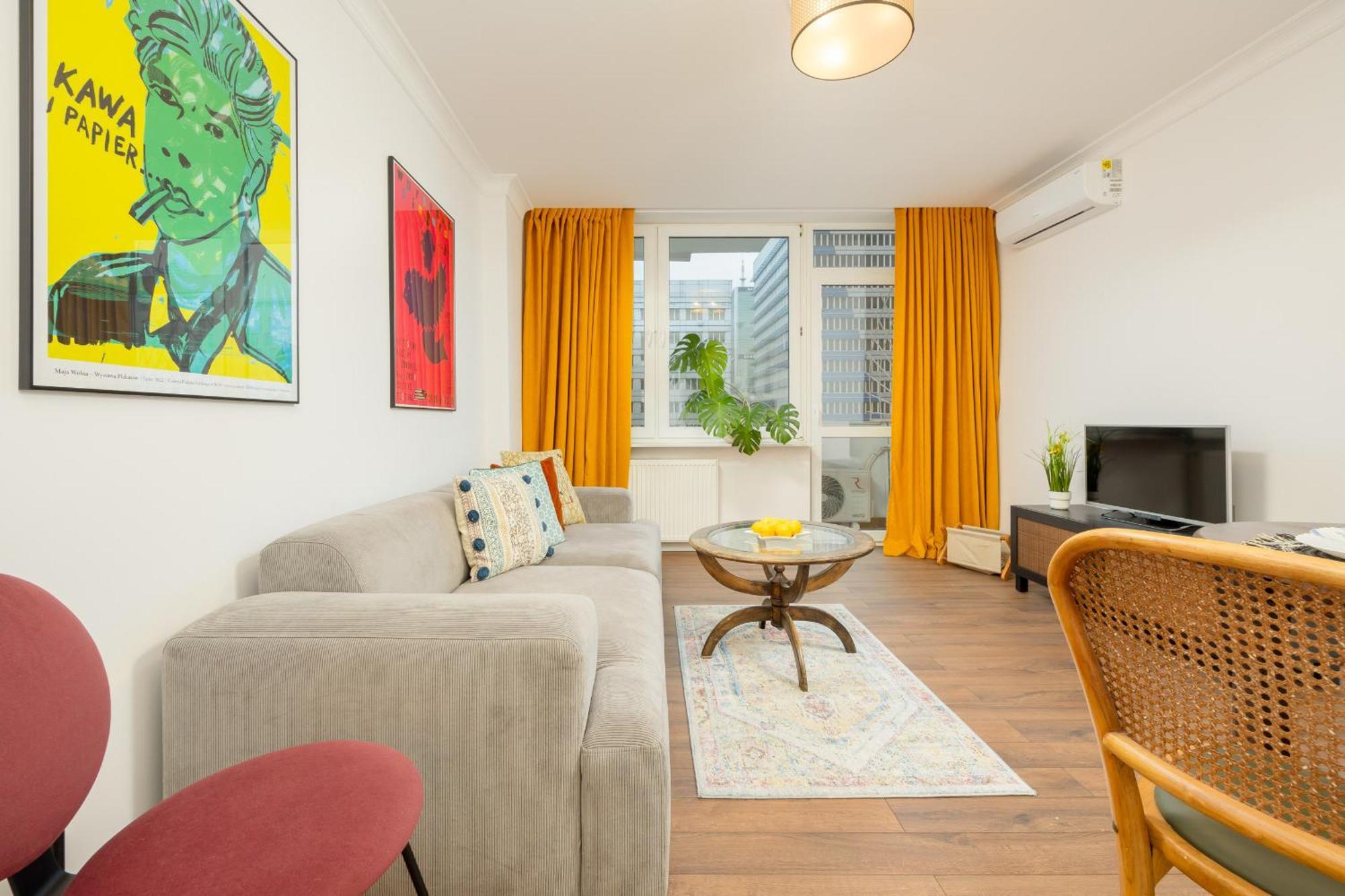 Marszalkowska Stylish Apartment With Balcony Warsaw Center By Noclegi Renters Exterior photo